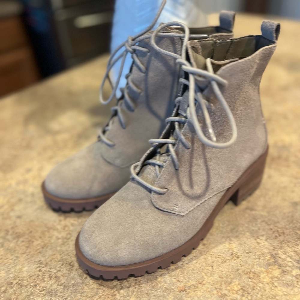 Caslon Keaton Water Resistant Bootie